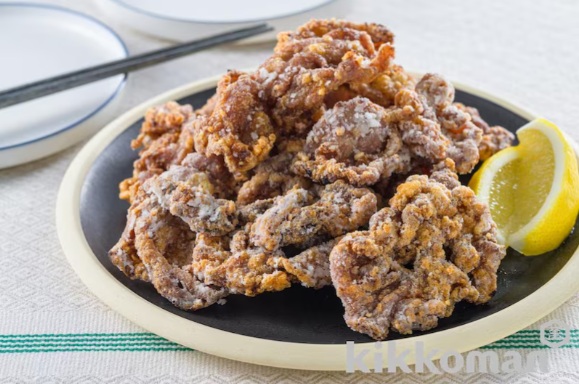 キッコーマン公式レシピサイト「ホームクッキング」の豚こまのカリカリ竜田揚げ