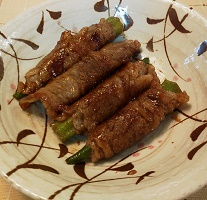 オクラの牛肉巻き