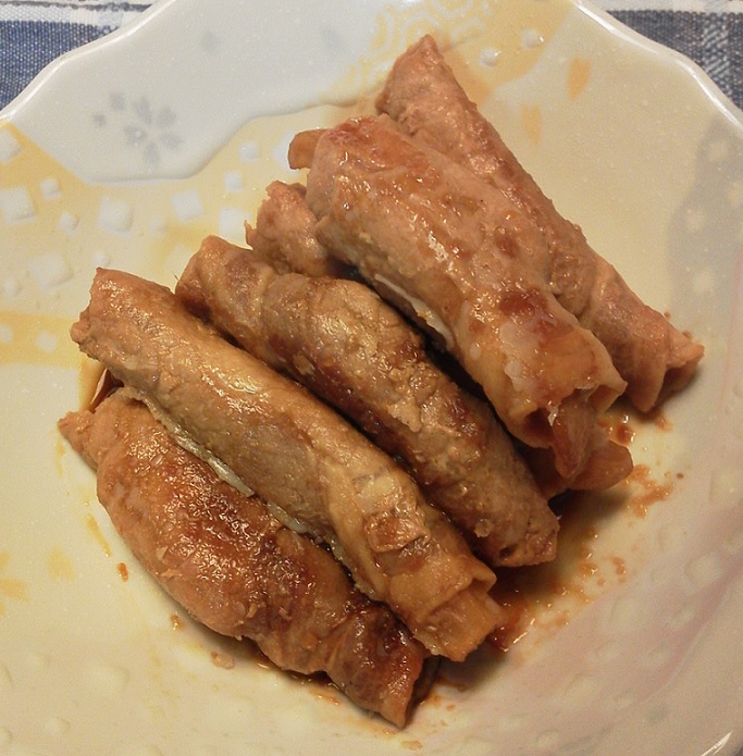 シューストリングポテトの豚肉巻き
